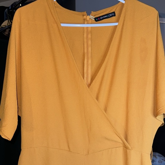 NWT- EVEN & ODD- front wrap mustard yellow short sleeve jumpsuit size Large - Picture 7 of 10